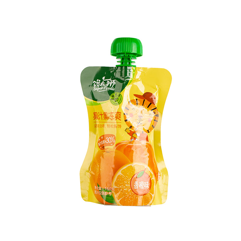 Pochette à bec verseur pour jus